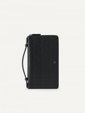 Pedro Icon Leather Travel Organiser in Pixel Men Travel Accessories Black | Q9Q-2222