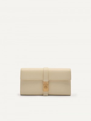 Pedro Studio Leather Bi-Fold Women Wallets Sand | Q9Q-2006