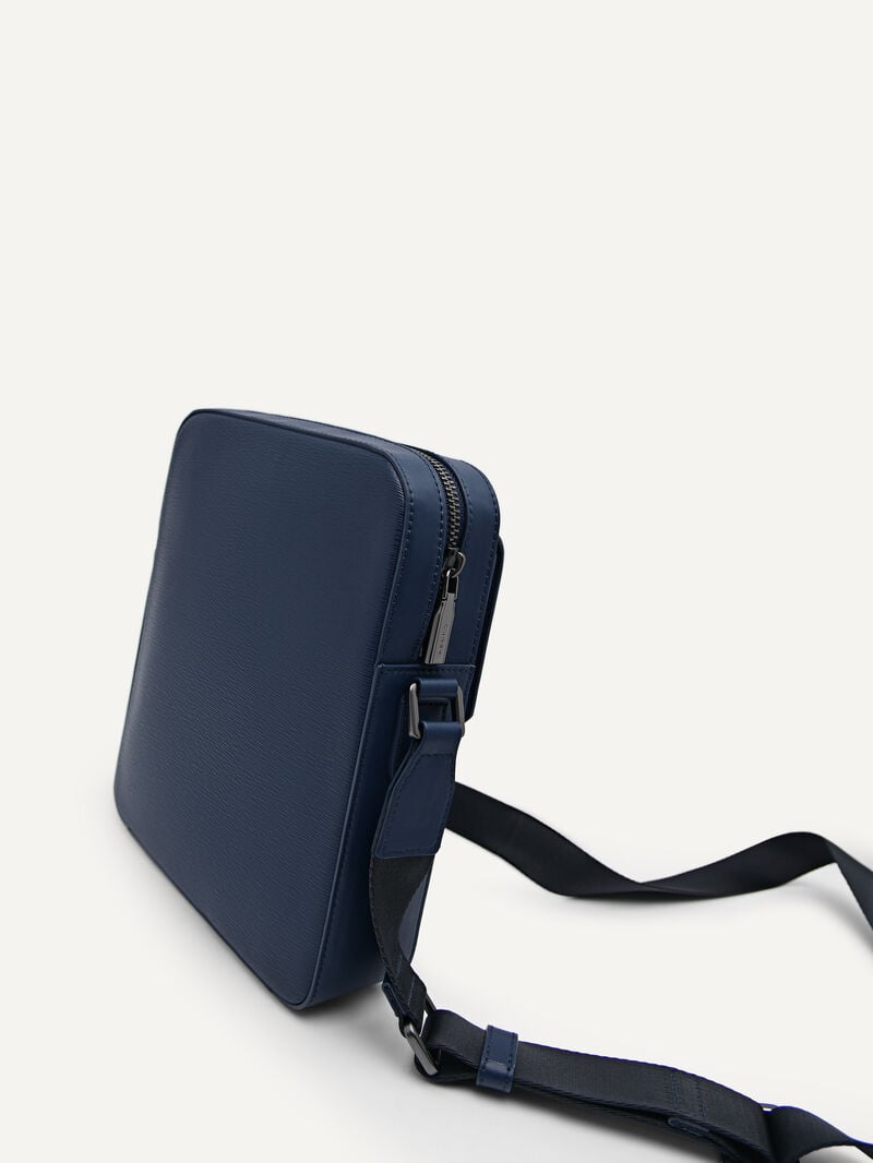 Pedro Henry Leather Sling Bags Men Small Bags Navy | Q9Q-2512