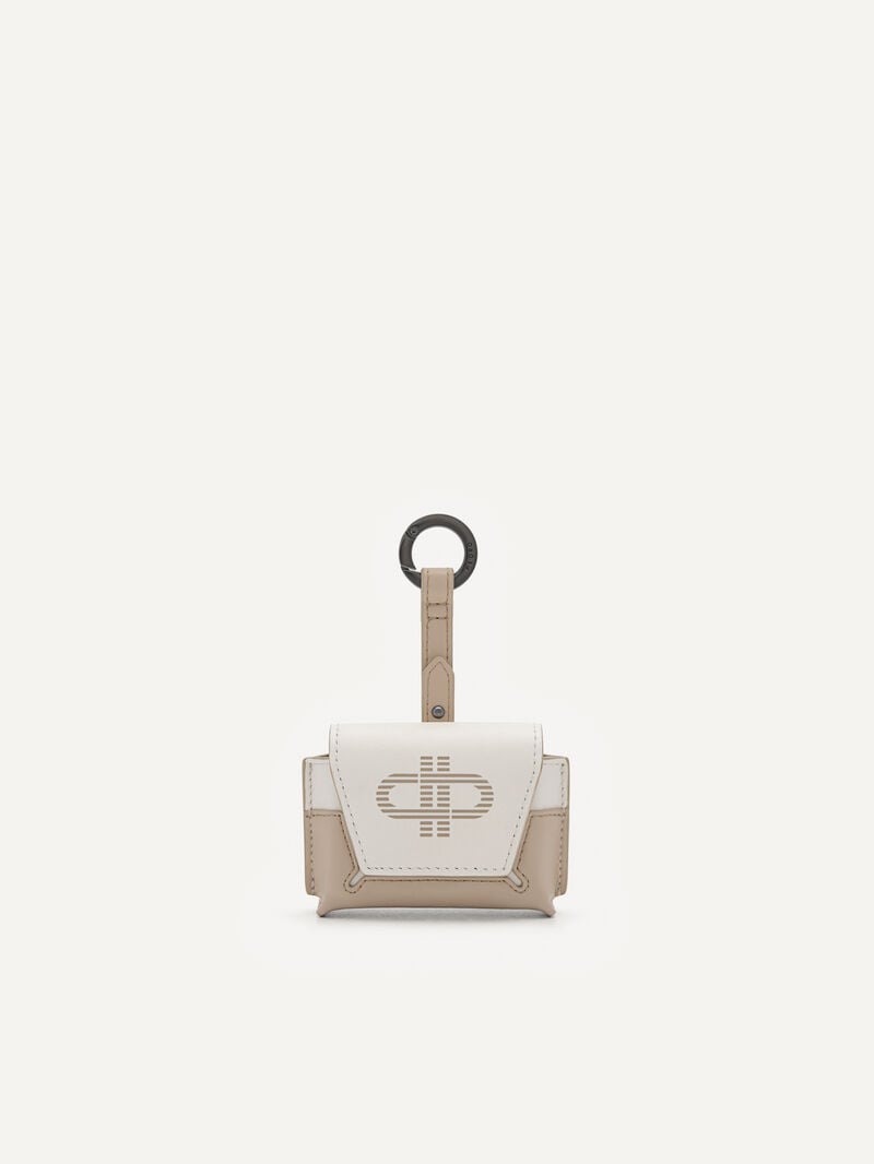 Pedro Icon Leather Airpods Pro Case Women Tech Accessories Chalk | Q9Q-2270