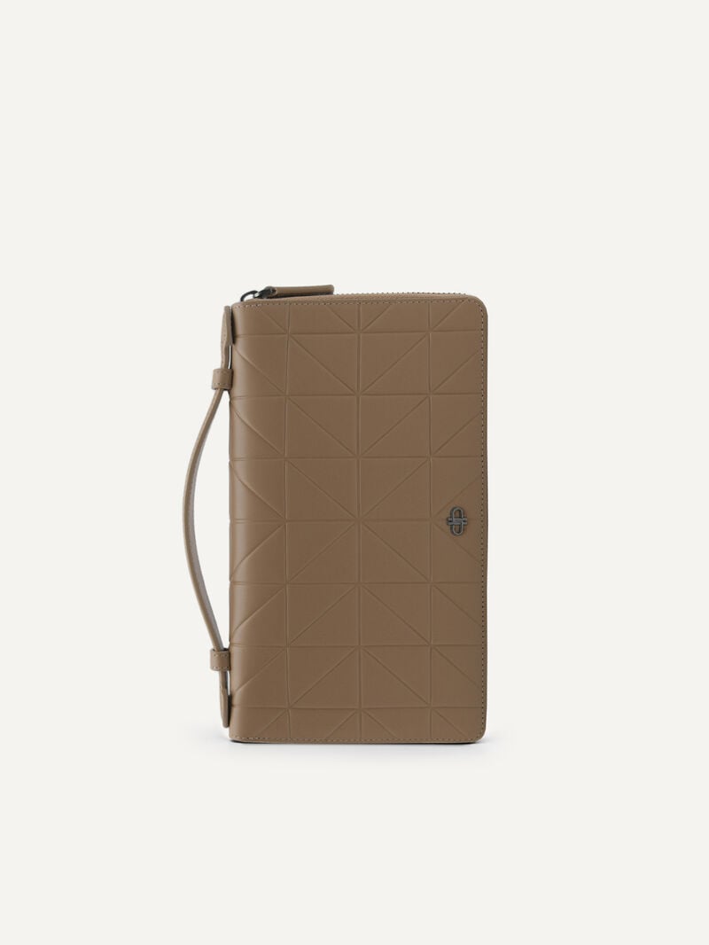 Pedro Icon Leather Travel Organiser in Pixel Men Travel Accessories Taupe | Q9Q-2223