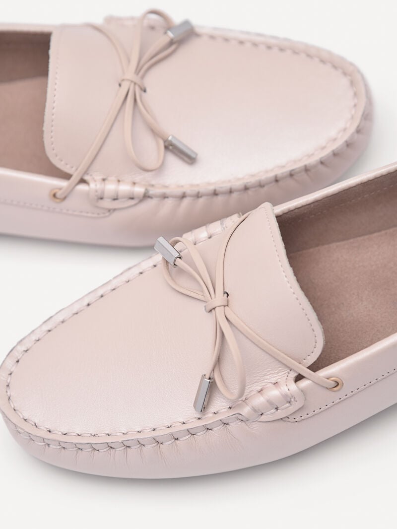 Pedro Pearlized Calf Leather Bow Moccasins Women Flats Nude | Q9Q-1622